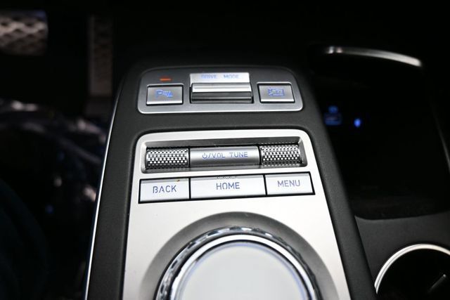 Used 2022 Genesis GV70 3.5T Sport w/ Sport Prestige Package AWD/4WD image 13