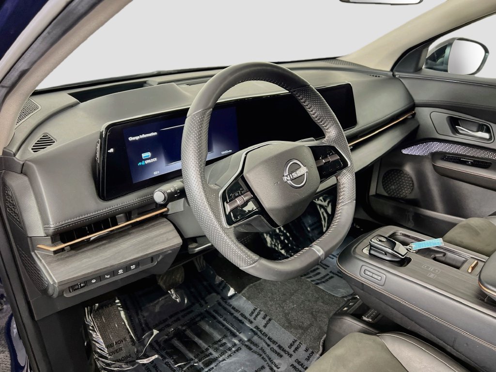 Used 2024 Nissan Ariya AWD image 8