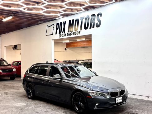 Used 2015 BMW 328d xDrive Wagon AWD/4WD image 1