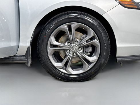 Used 2024 Honda Accord EX image 32