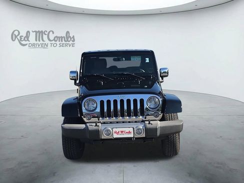 Used 2015 Jeep Wrangler Unlimited Sahara w/ Mopar Chrome Edition Group AWD/4WD image 8