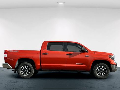 Used 2016 Toyota Tundra SR5 w/ TRD Off Road Package AWD/4WD image 6