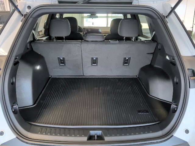 New 2026 Chevrolet Equinox LT w/ LPO, Floor Liner Package FWD image 32