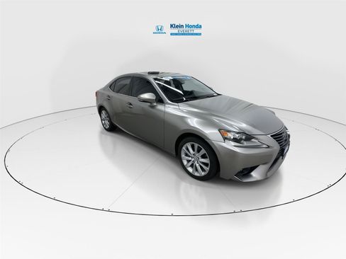 Used 2015 Lexus IS 250 AWD w/ Premium Package image 4