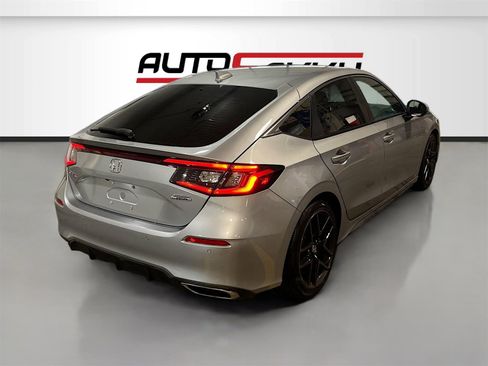 Used 2023 Honda Civic Sport Touring image 7