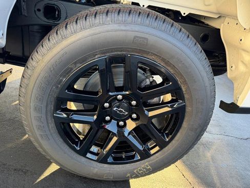 New 2026 Chevrolet Silverado 1500 Custom w/ LPO, Dark Essentials Package image 6