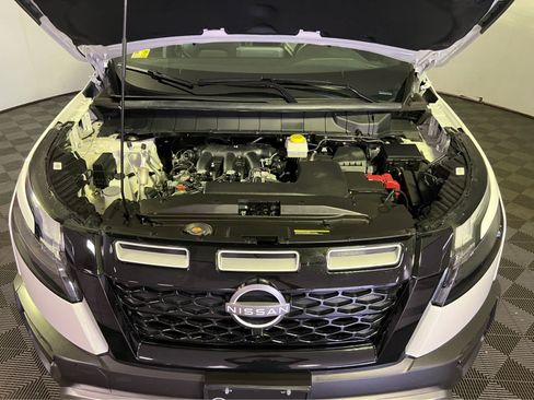 Certified 2024 Nissan Pathfinder Rock Creek AWD/4WD image 30