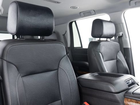 Used 2018 Chevrolet Tahoe Premier AWD/4WD image 30