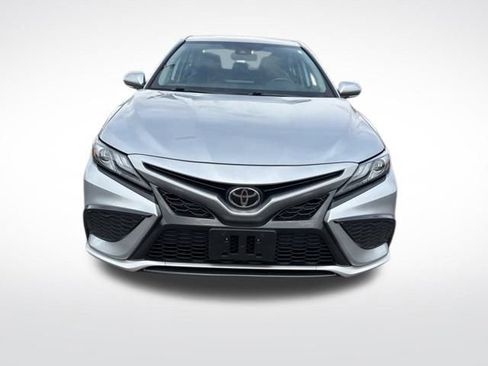 Used 2023 Toyota Camry XSE image 9