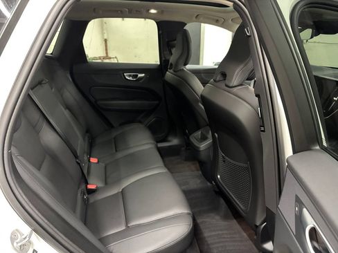 Used 2024 Volvo XC60 B5 Plus w/ Protection Package Premier AWD/4WD image 17