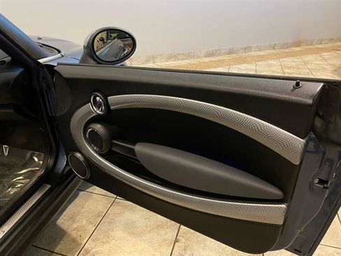 Used 2010 MINI Cooper S image 70