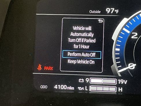 Used 2025 Toyota Sequoia Capstone AWD/4WD image 15