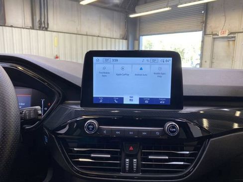 Used 2025 Ford Escape ST-Line image 38