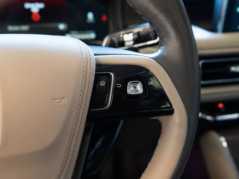 Used 2023 Lincoln Aviator Reserve w/ Equipment Group 201A image 27