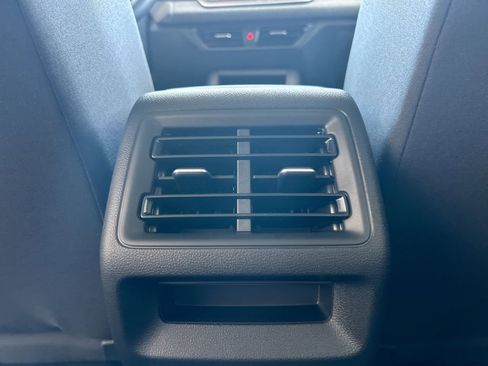 New 2026 Volkswagen Tiguan S image 40