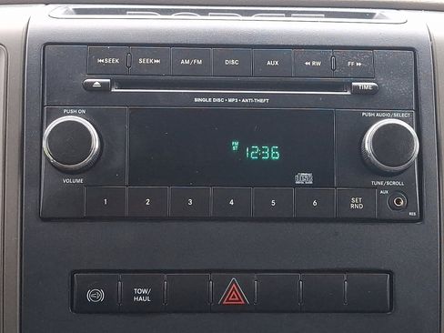 Used 2012 RAM 5500 4x4 Regular Cab w/ PWR & Remote Entry Group image 17