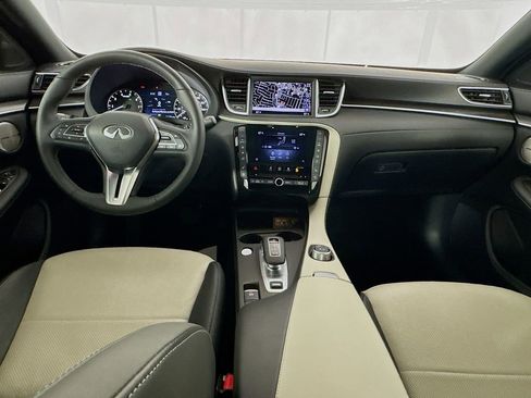 Certified 2025 INFINITI QX55 Essential image 27
