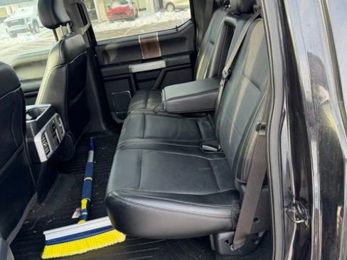 Used 2015 Ford F150 Lariat w/ Equipment Group 502A Luxury image 15