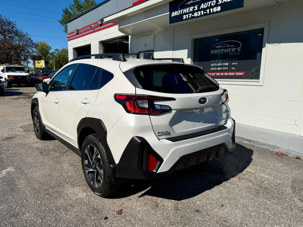 Used 2024 Subaru Crosstrek 2.0i Premium AWD/4WD image 17