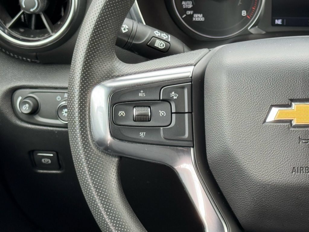 Used 2024 Chevrolet Blazer LT w/ Convenience Package FWD image 25