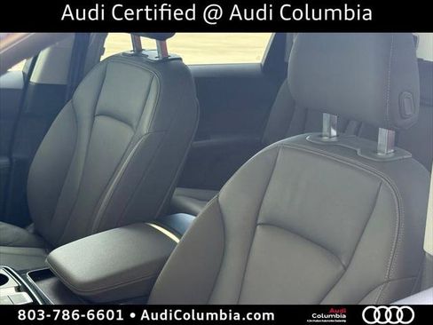 Certified 2025 Audi Q7 3.0T Premium Plus AWD/4WD image 19
