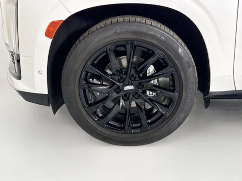 Used 2021 Cadillac Escalade Sport Platinum w/ LPO, ONYX Package AWD/4WD image 30