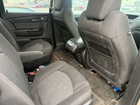 Used 2016 Chevrolet Traverse LT w/ Traveler's Package image 7