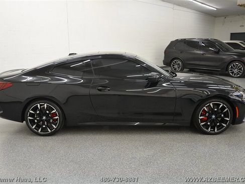 Used 2025 BMW 430i Coupe w/ M Sport Package image 9