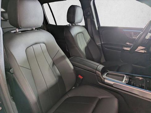 Certified 2025 Mercedes-Benz GLB 250 image 22