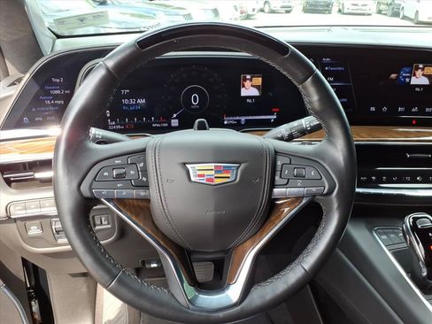 Used 2023 Cadillac Escalade Sport Platinum w/ LPO, ONYX Package AWD/4WD image 17