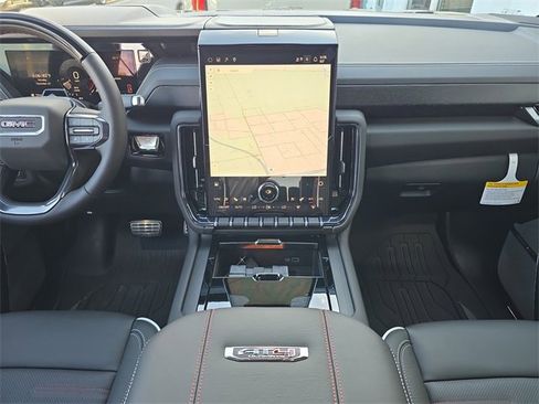 New 2026 GMC Yukon AT4 Ultimate w/ LPO, Floor Liner Package image 13