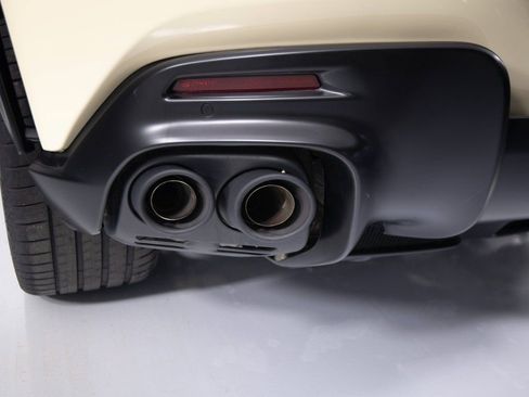 Used 2025 Ferrari Purosangue image 55