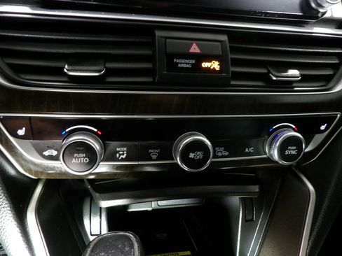 Used 2021 Honda Accord EX-L image 20