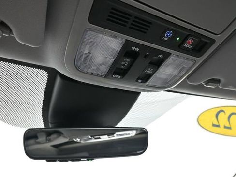 Used 2022 Honda Odyssey Elite image 46