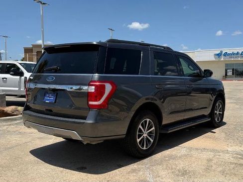 Certified 2020 Ford Expedition XLT RWD image 5