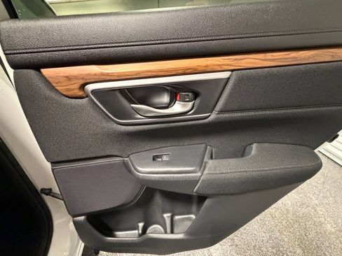 Used 2018 Honda CR-V EX image 14