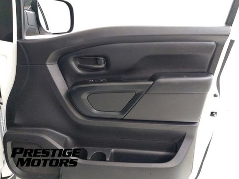 Used 2017 Nissan Titan S RWD image 22