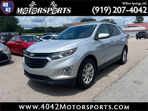 Used 2021 Chevrolet Equinox LT FWD image 1