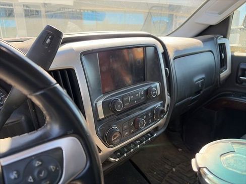 Used 2015 GMC Sierra 2500 SLE w/ SLE Preferred Package AWD/4WD image 7