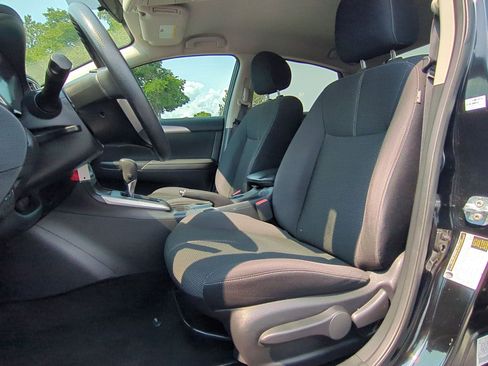 Used 2017 Nissan Sentra S image 25