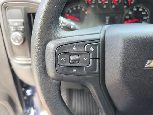 Used 2022 Chevrolet Silverado 1500 Custom RWD image 26