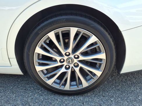 Used 2019 Lexus ES 350 w/ Premium Package FWD image 18