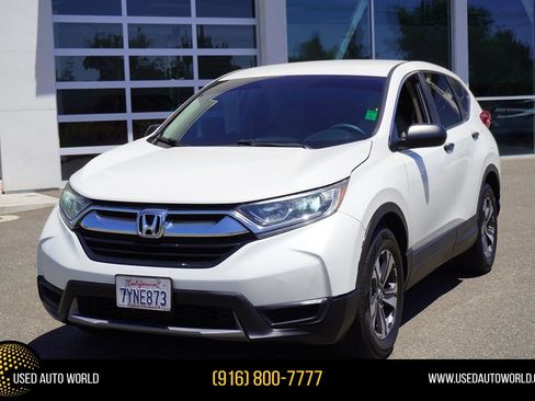 Used 2017 Honda CR-V LX image 1