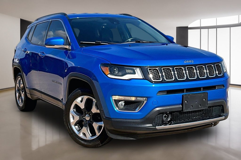 Used 2018 Jeep Compass Limited w/ Navigation Group FWD image 11