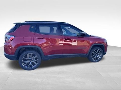 New 2026 Jeep Compass Limited image 33