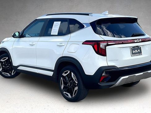 Used 2024 Kia Seltos SX w/ SX Sunroof Package AWD/4WD image 4
