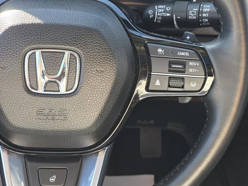 Used 2023 Honda Pilot Elite image 18