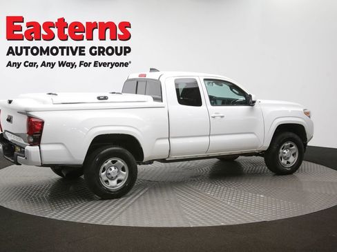 Used 2022 Toyota Tacoma SR image 41