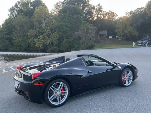 Used 2013 Ferrari 458 Spider image 5