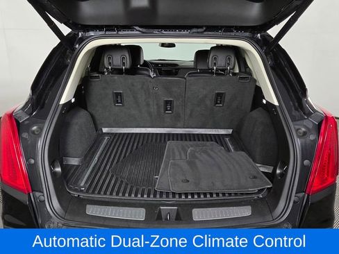Used 2018 Cadillac XT5 Luxury w/ Driver Awareness Package image 11